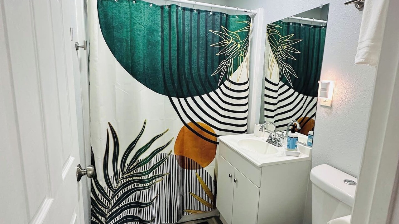 Photo of Bathroom in Dixieland