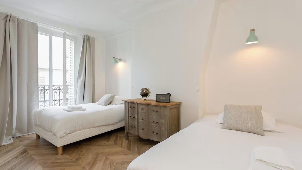 Photo of Bedroom in Notre-Dame-des-Champs