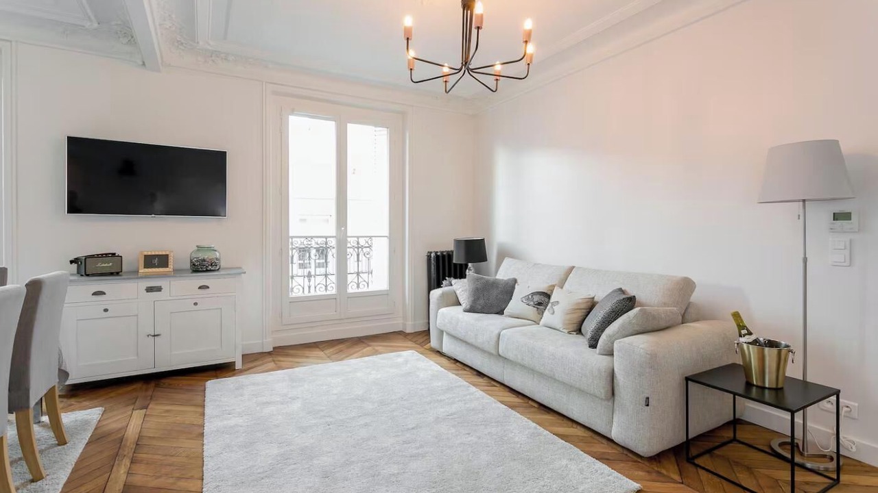 Photo of Livingroom in Notre-Dame-des-Champs