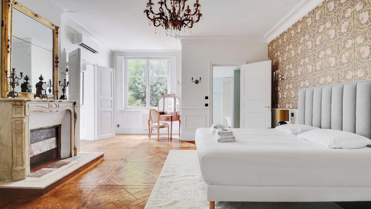 Photo of Bedroom in Val-de-Grace
