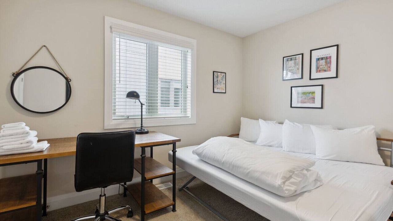 Photo of Bedroom in Collingwood