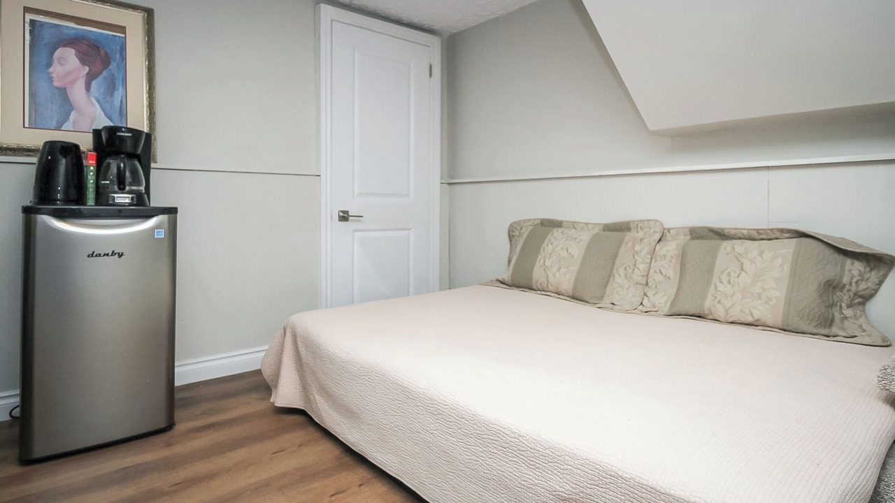 Photo of Bedroom in Wasaga Beach