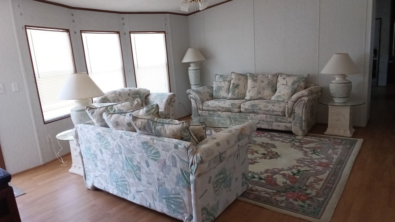 Photo of Livingroom in Buckhead Ridge