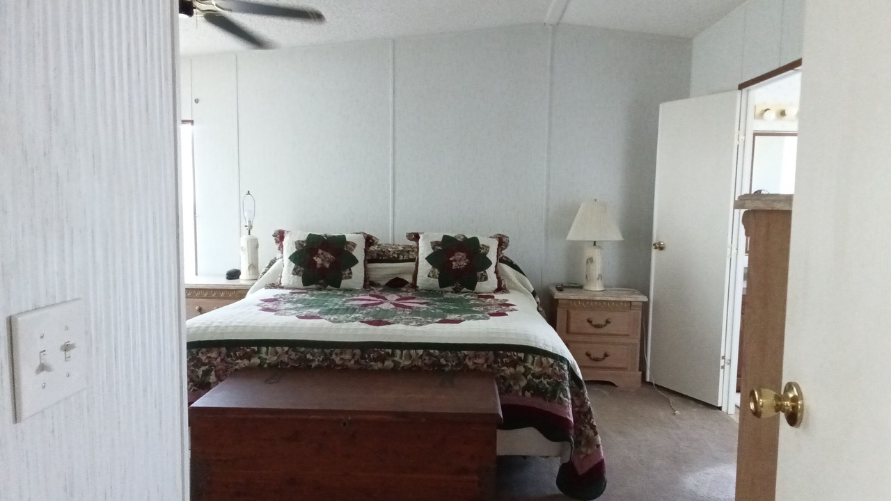 Photo of Bedroom in Buckhead Ridge