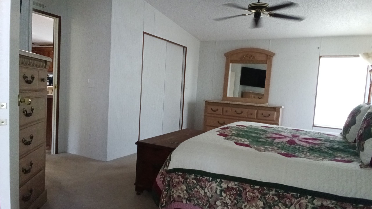 Photo of Bedroom in Buckhead Ridge