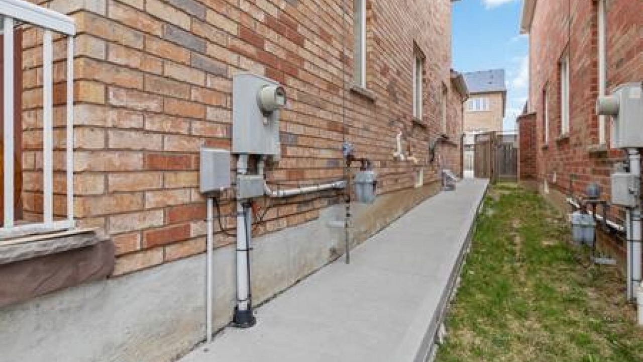Photo of Outdoor in Churchill Meadows