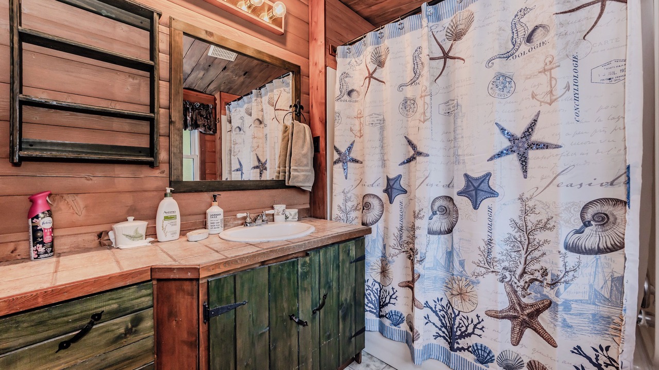 Photo of Bathroom in Northern Bruce Peninsula