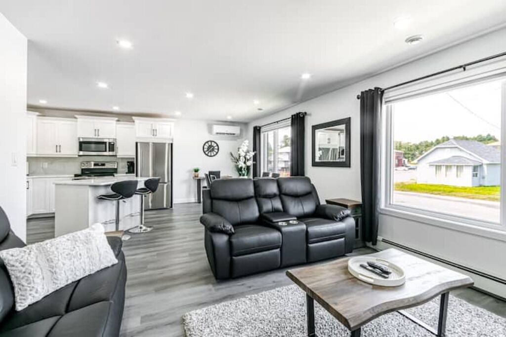 Photo of Livingroom in Sudbury