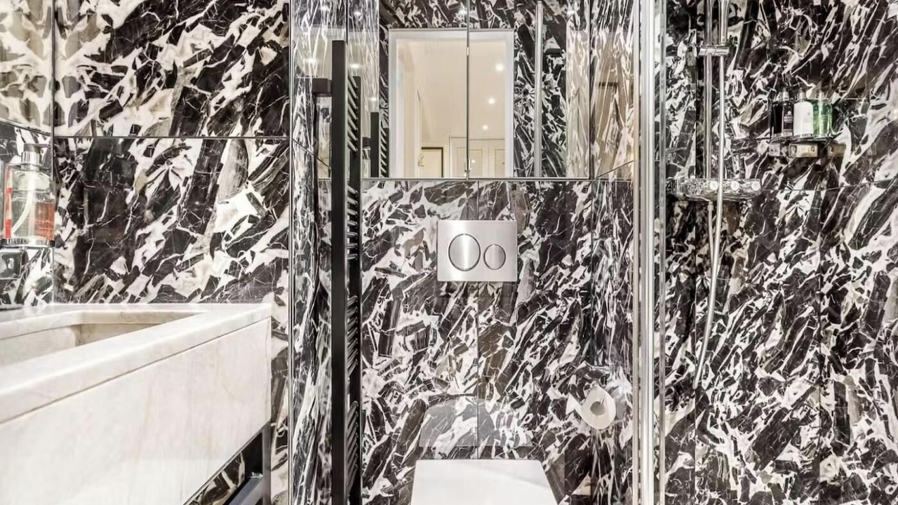 Photo of Bathroom in Les Halles