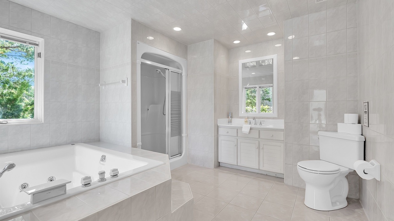 Photo of Bathroom in Grey Highlands