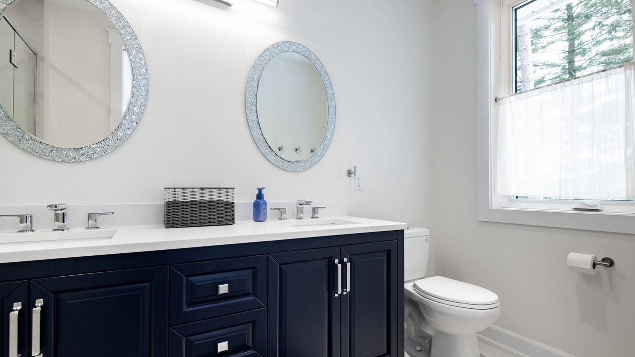 Photo of Bathroom in Lake of Bays