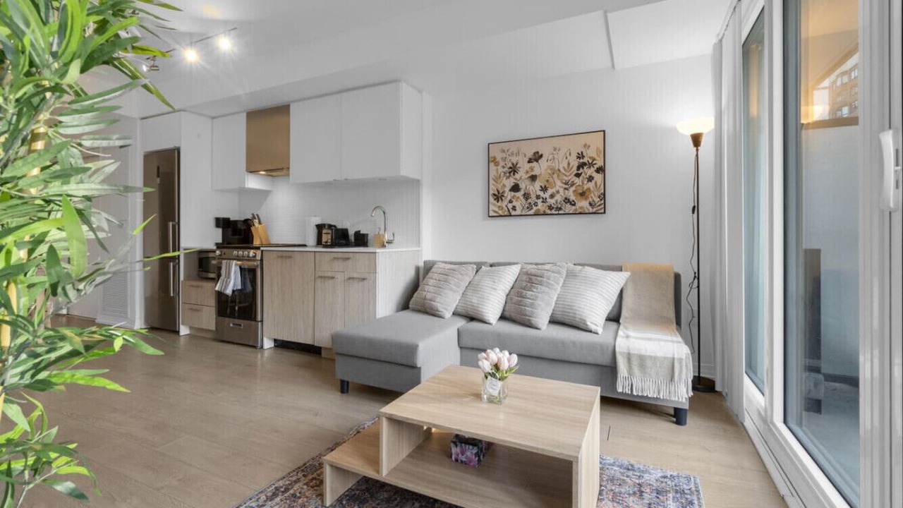 Photo of Livingroom in Cabbagetown South