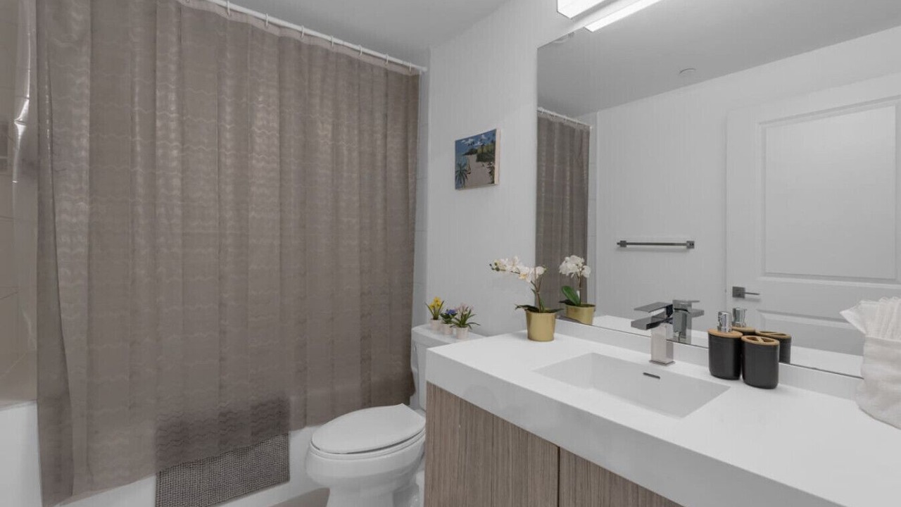 Photo of Bathroom in Cabbagetown South
