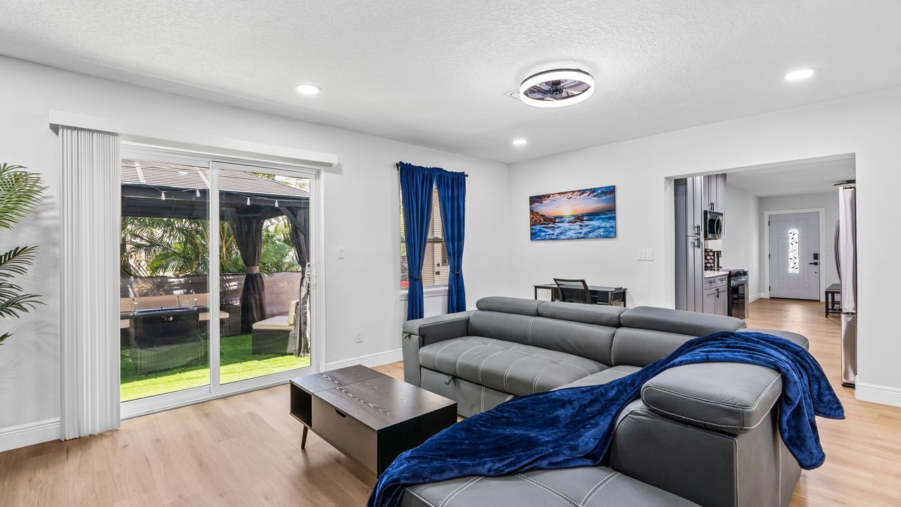 Photo of Livingroom in St. Petersburg - Clearwater