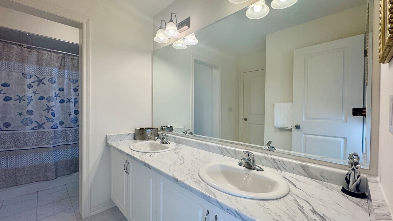 Photo of Bathroom in Brampton