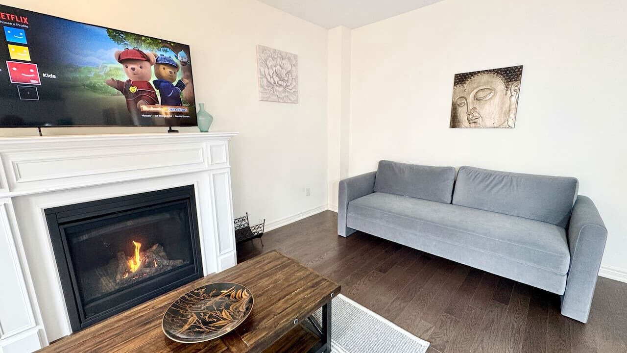 Photo of Livingroom in Brampton