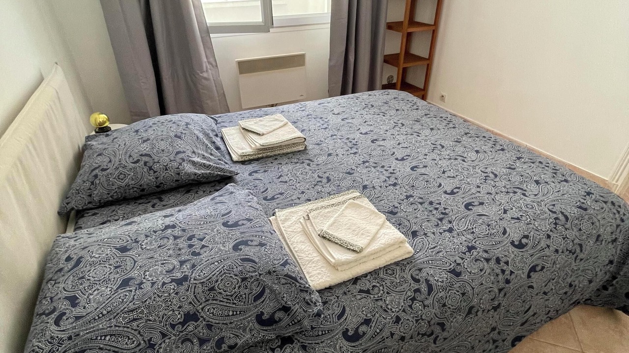 Photo of Bedroom in La Courneuve