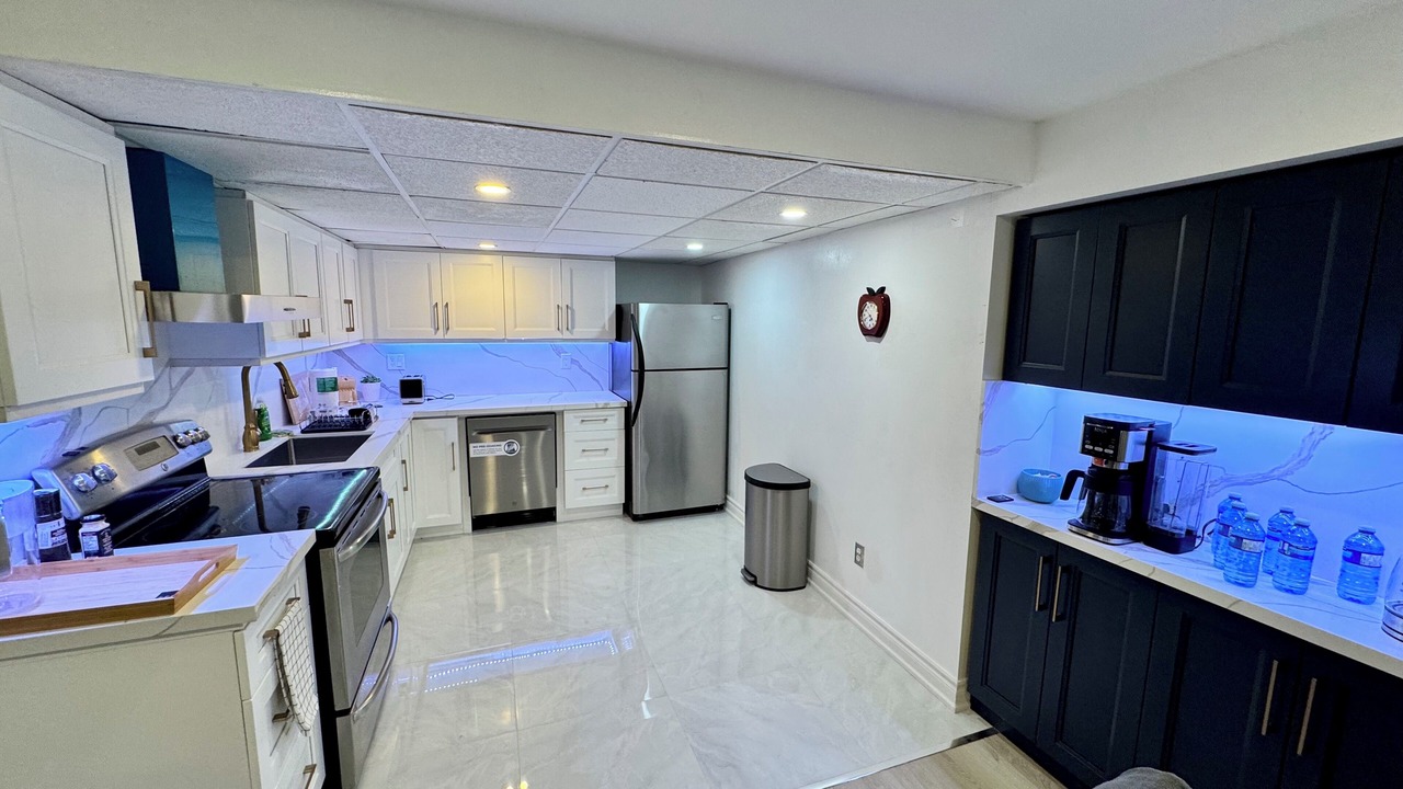 Photo of Kitchen in Erin Mills