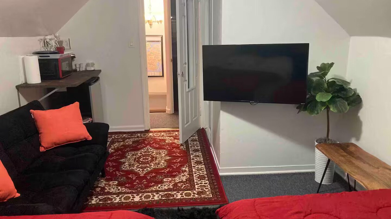 Photo of Bedroom in Uniondale