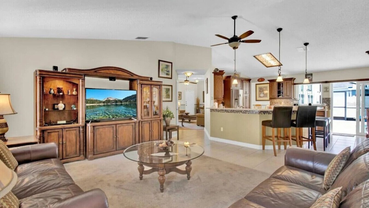 Photo of Livingroom in Lindfields