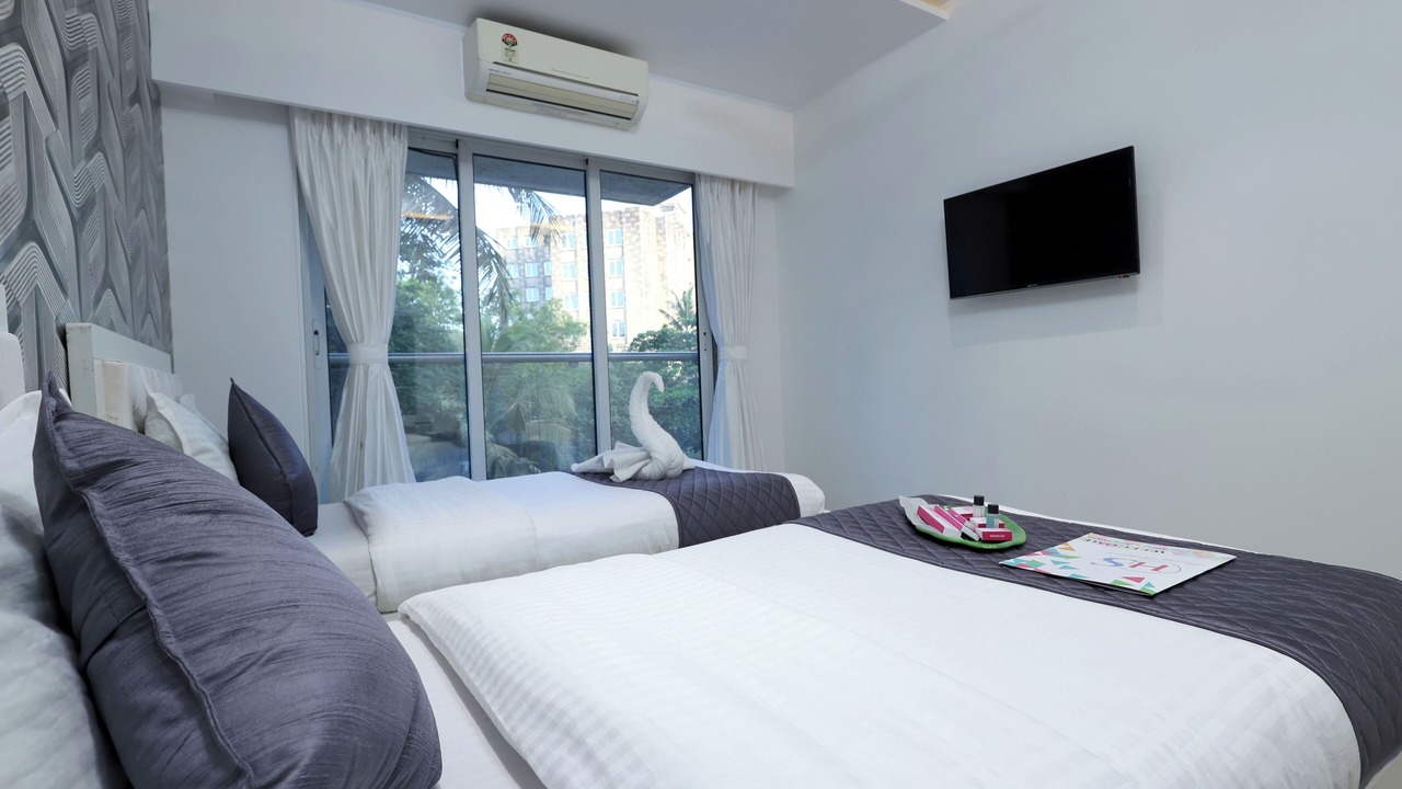 Photo of Bedroom in Vile Parle