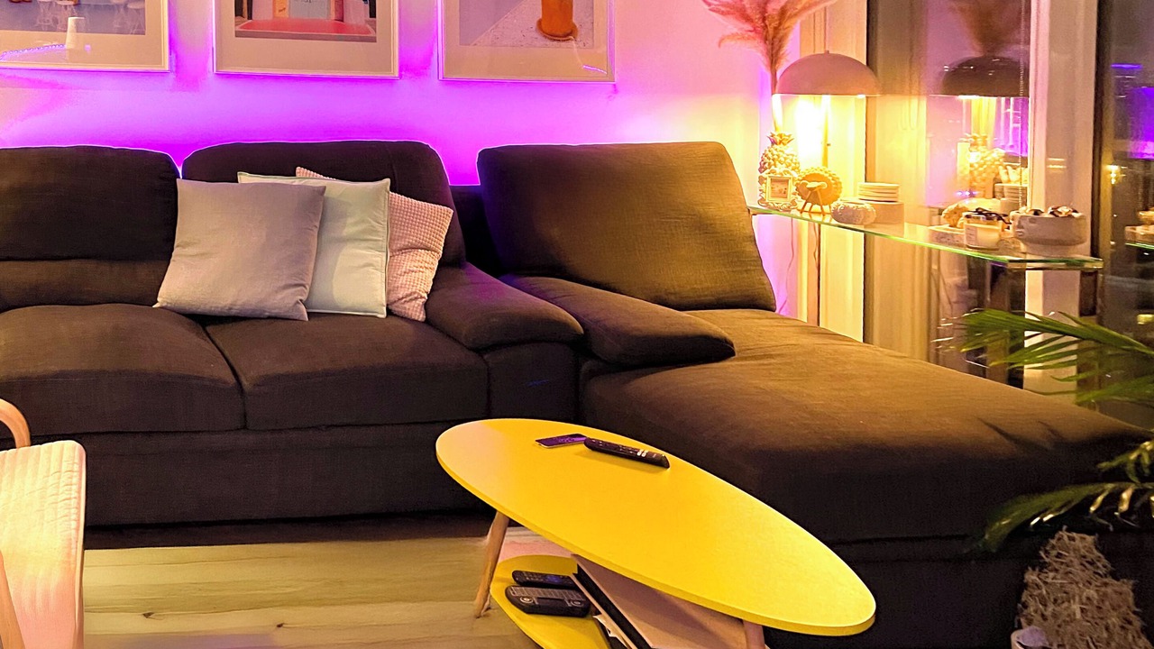 Photo of Livingroom in Church and Wellesley