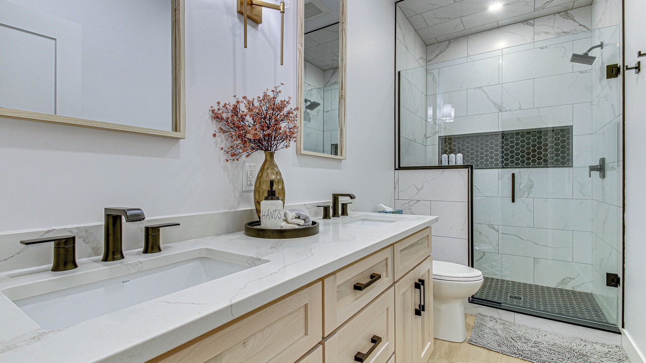 Photo of Bathroom in Port Burwell
