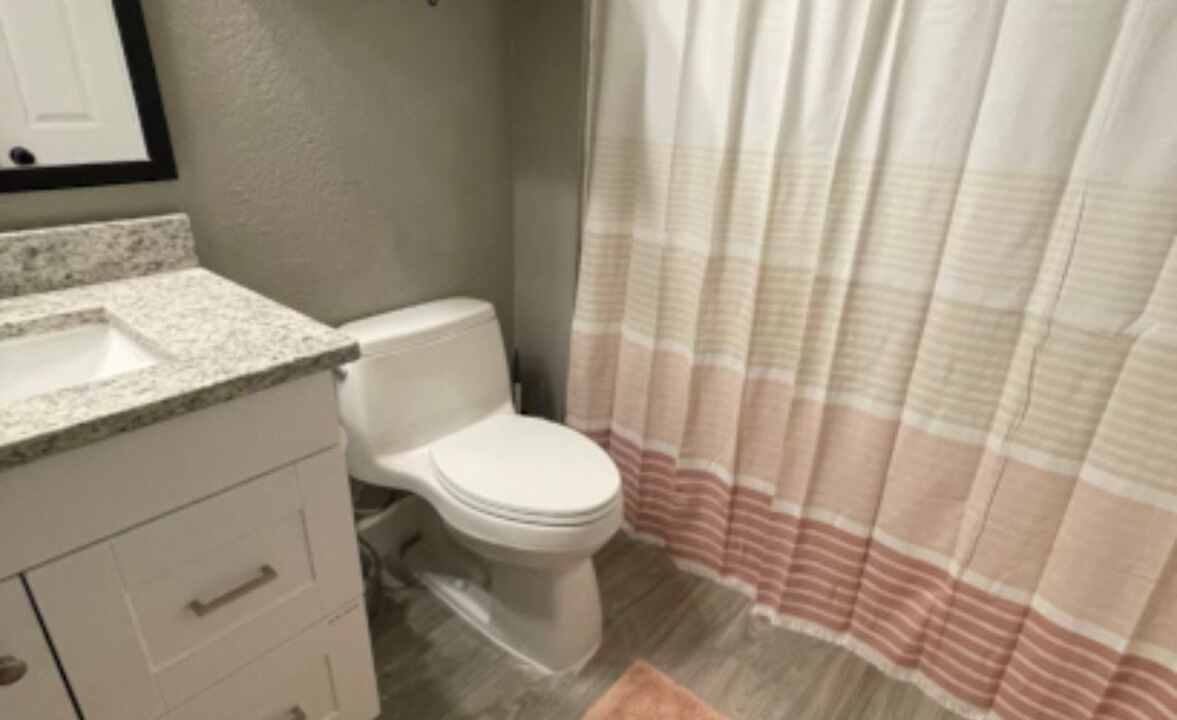 Photo of Bathroom in Lindfields