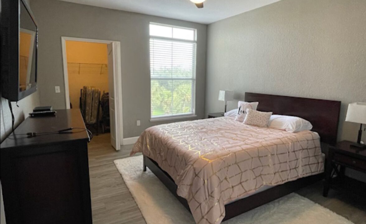 Photo of Bedroom in Lindfields