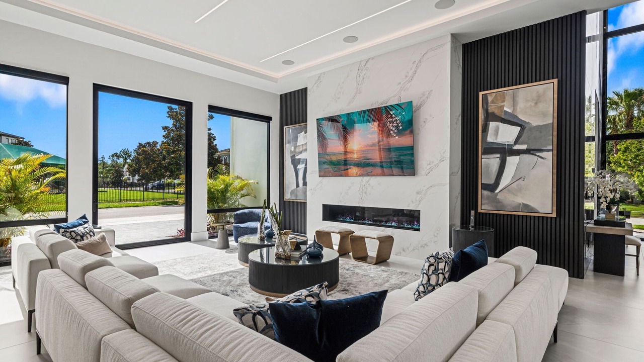 Photo of Livingroom in Four Corners