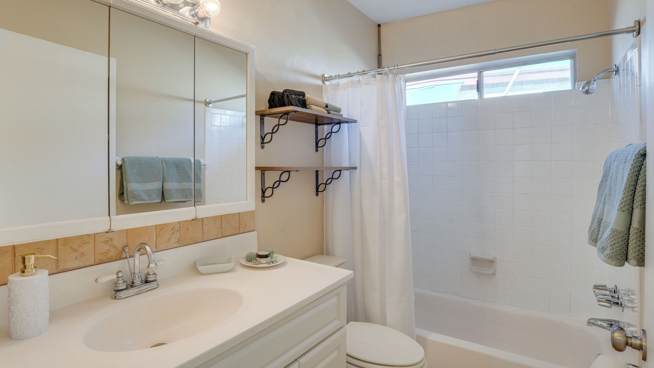 Photo of Bathroom in Hearthstone Hills
