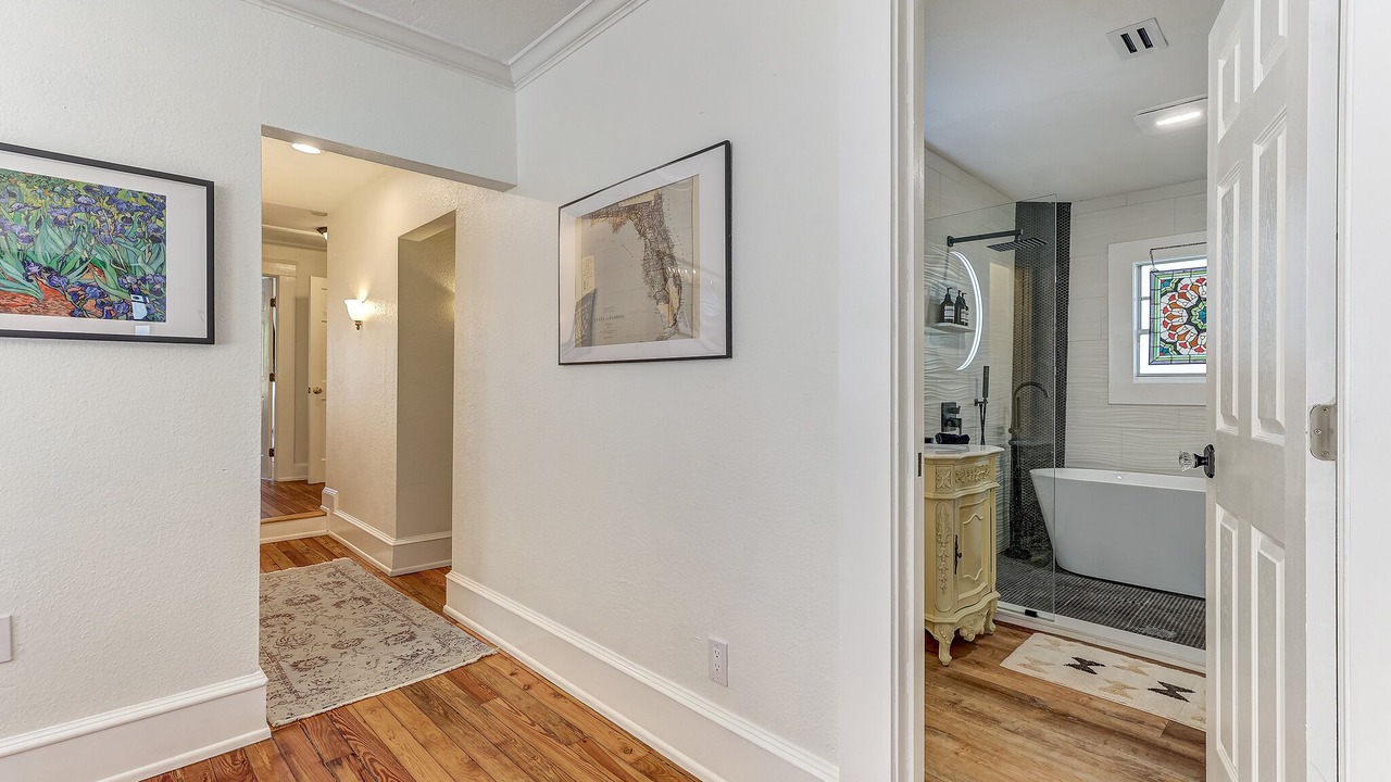 Photo of Bathroom in Lake Eola Heights