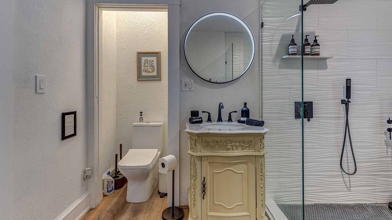 Photo of Bathroom in Lake Eola Heights