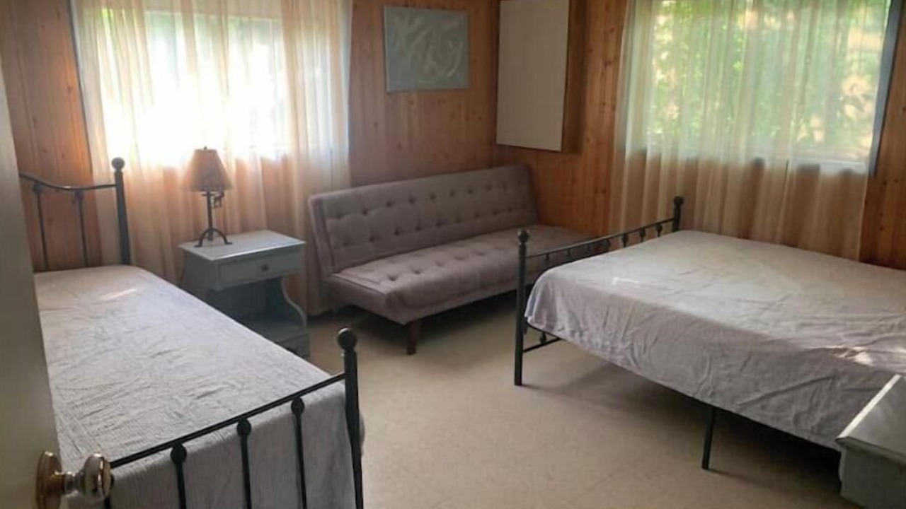 Photo of Bedroom in Frontenac