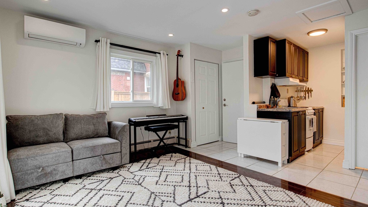 Photo of Livingroom in Guelph