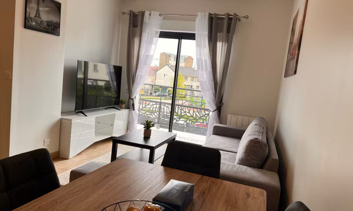 Photo of Livingroom in L'Economie
