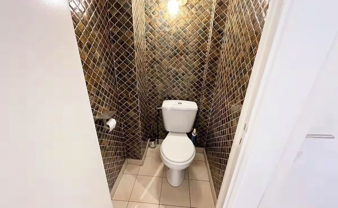Photo of Bathroom in Thiais