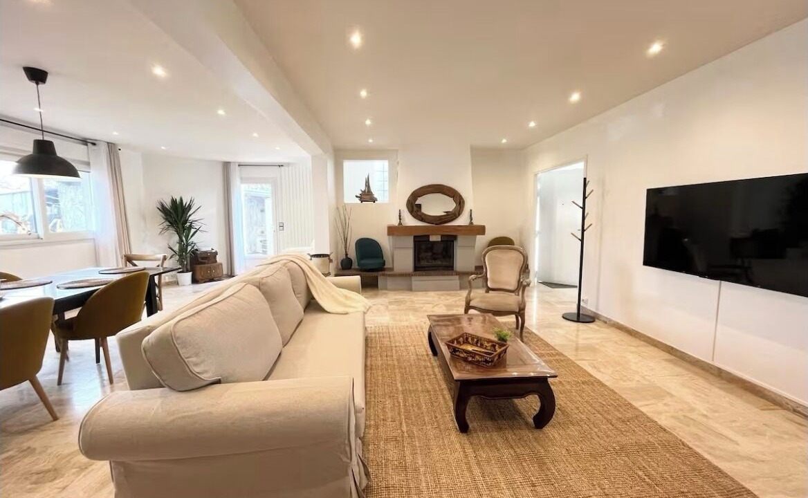 Photo of Livingroom in Thiais
