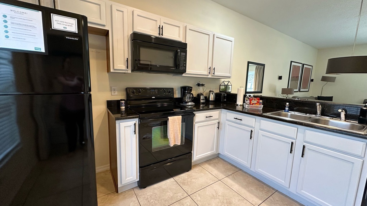 Photo of Kitchen in Sunset Lakes