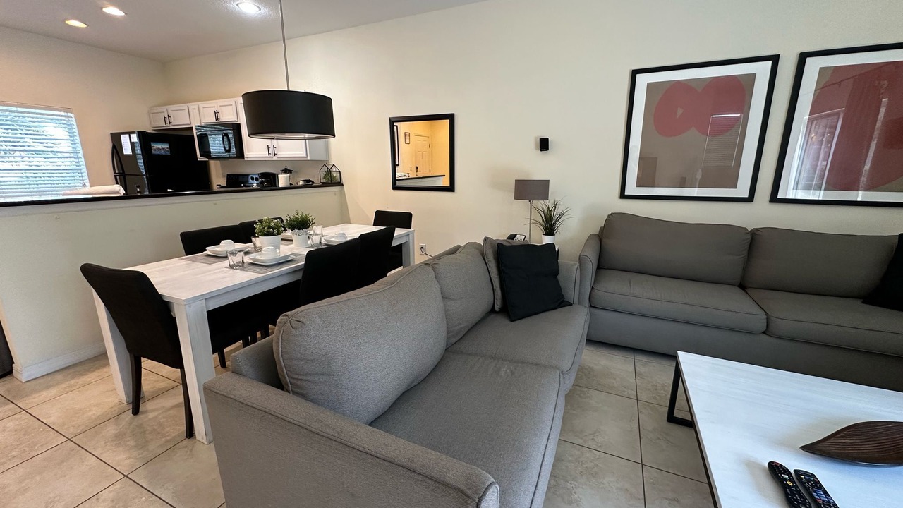 Photo of Livingroom in Sunset Lakes