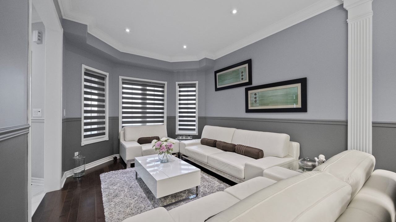 Photo of Livingroom in Meadowvale Village