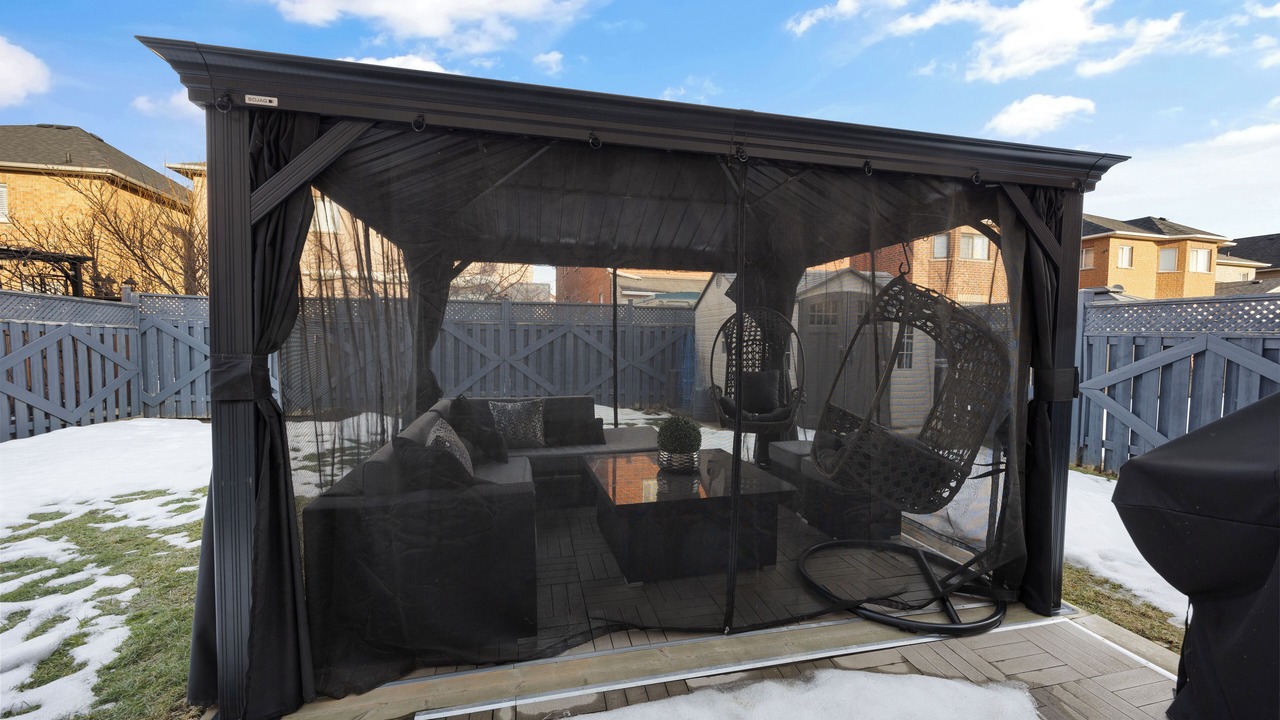 Photo of Patio Balcony in Meadowvale Village