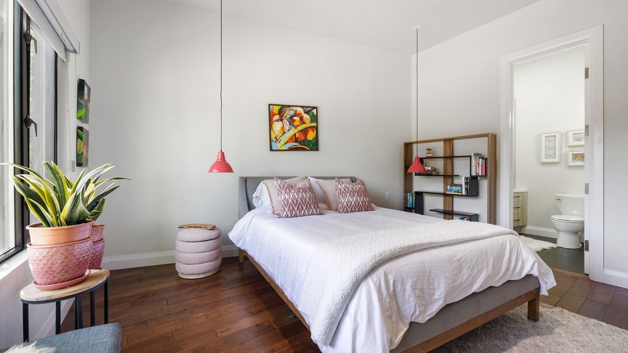 Photo of Bedroom in Lytton Park