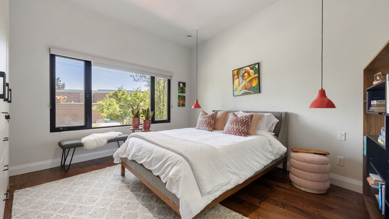 Photo of Bedroom in Lytton Park