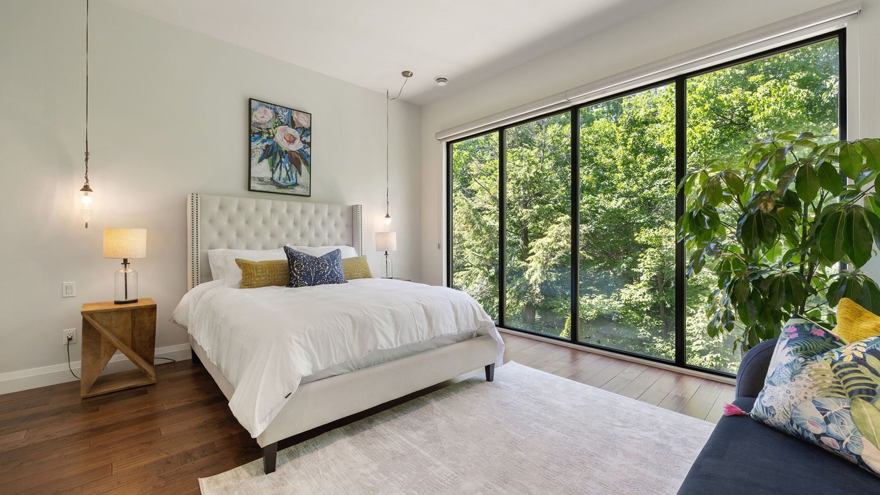 Photo of Bedroom in Lytton Park