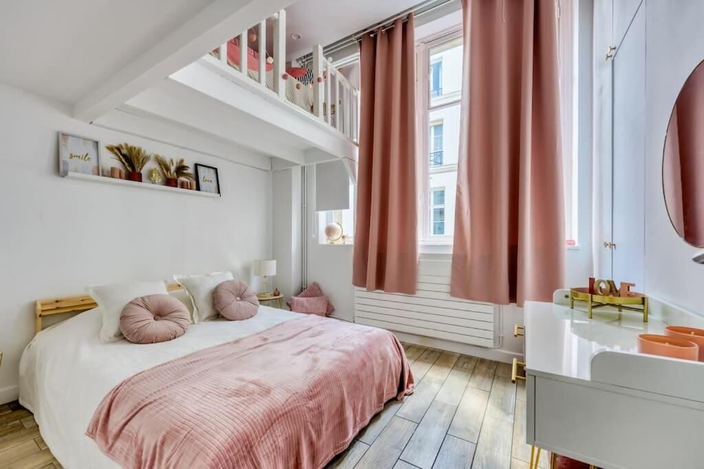 Photo of Bedroom in Archives