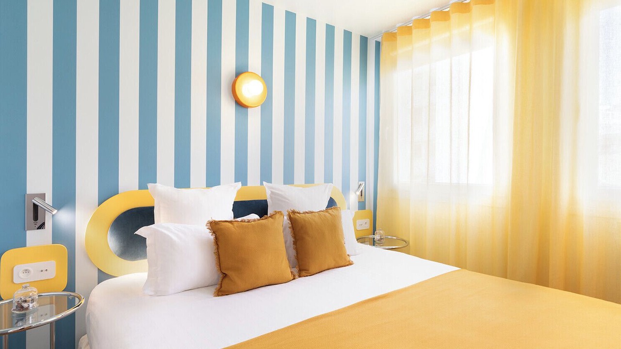 Photo of Bedroom in 8th Arrondissement