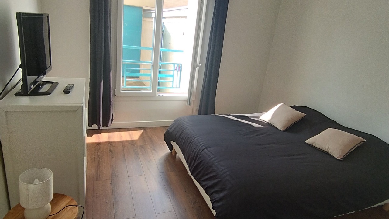 Photo of Bedroom in Villemomble