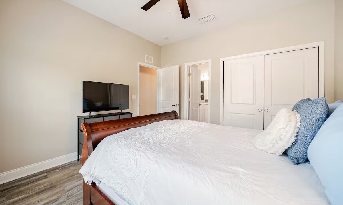 Photo of Bedroom in Lakeland