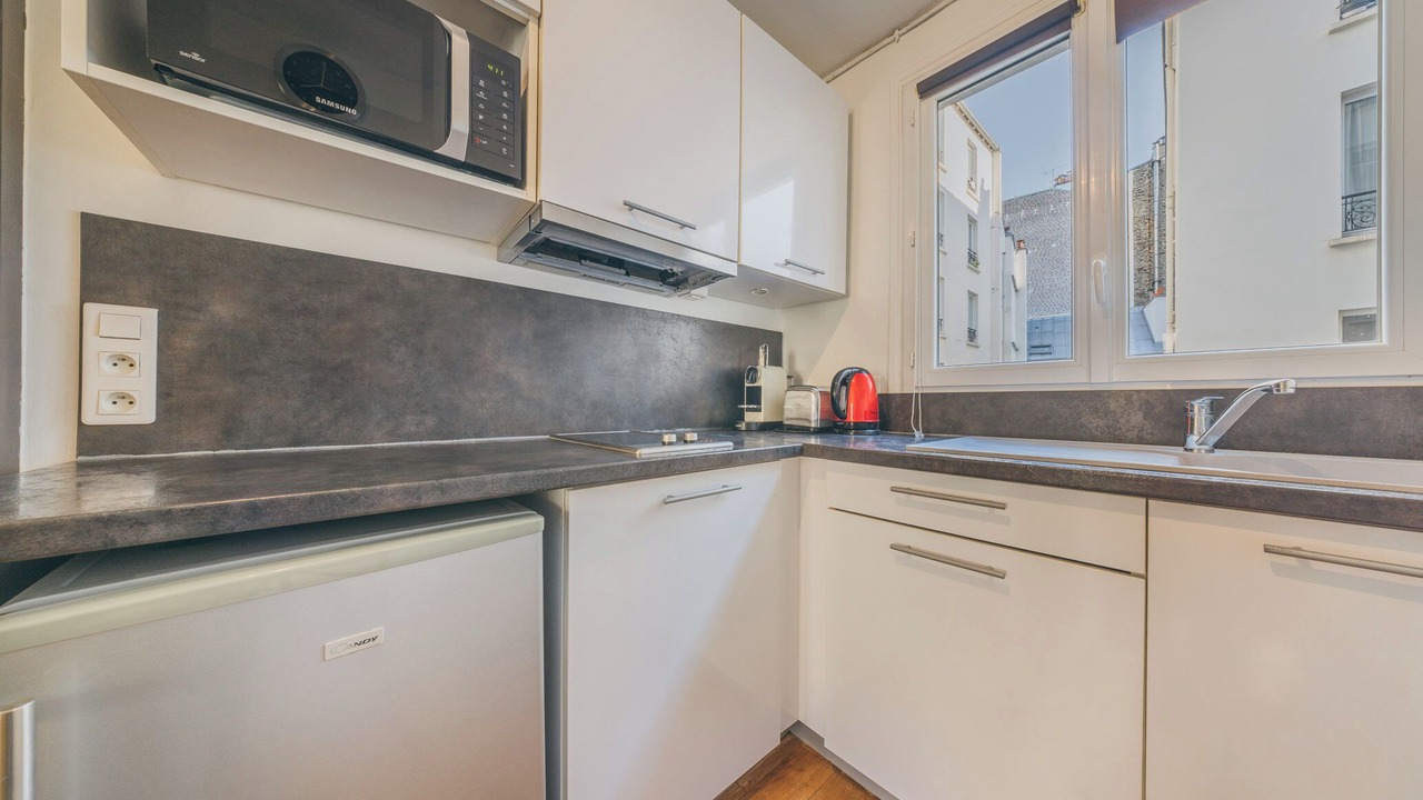 Photo of Kitchen in Quartier Saint-Ambroise